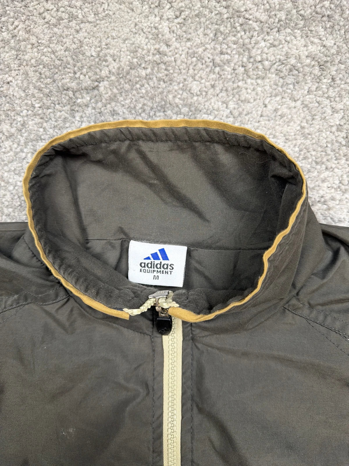 Adidas Giacca a Vento con Zip e Tasche, Colore Nero e Beige, Come Nuovo – photo 5