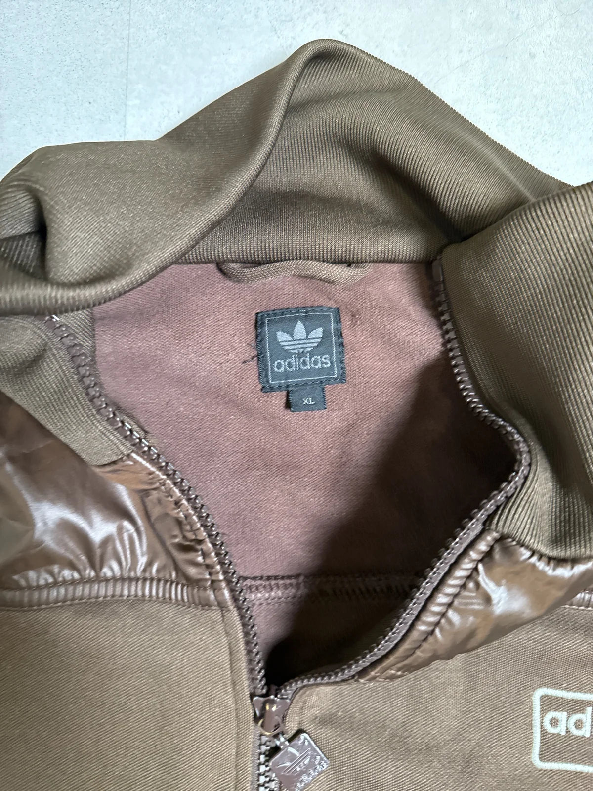 Adidas Giacca in Pelle con Zip e Tasche, Modello GS11, Marrone – photo 5