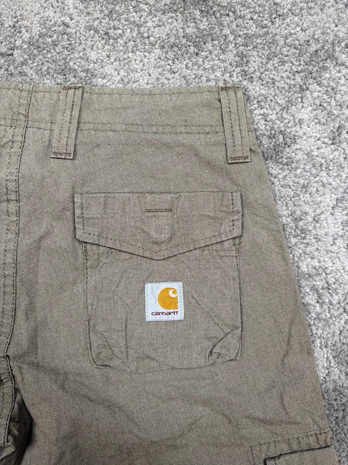 Carhartt Bermuda Shorts Cargo Grigi in Cotone con Tasche – photo 4