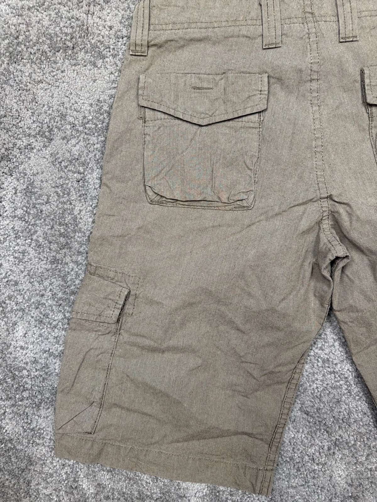 Carhartt Bermuda Shorts Cargo Grigi in Cotone con Tasche – photo 5