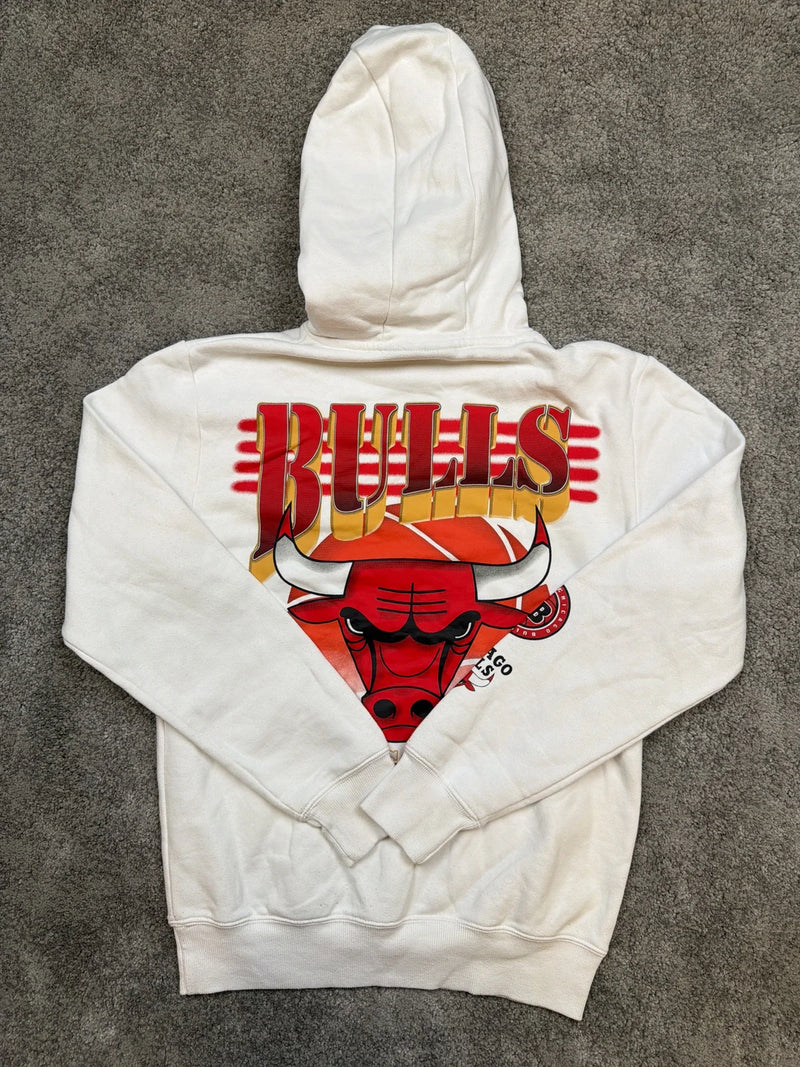 Felpa con cappuccio Chicago Bulls, Hoodie bianco con logo rosso e dettagli sportivi – photo 2