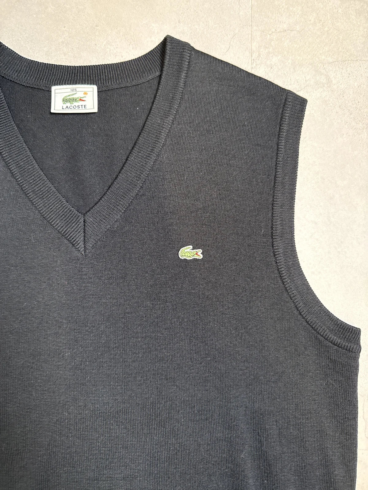 Lacoste Gilet Senza Maniche Nero in Lana – photo 2