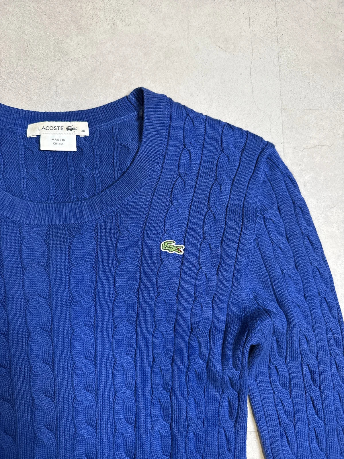 Lacoste Maglione in Lana Blu con Maniche Lunghe e Motivo a Treccia – photo 2