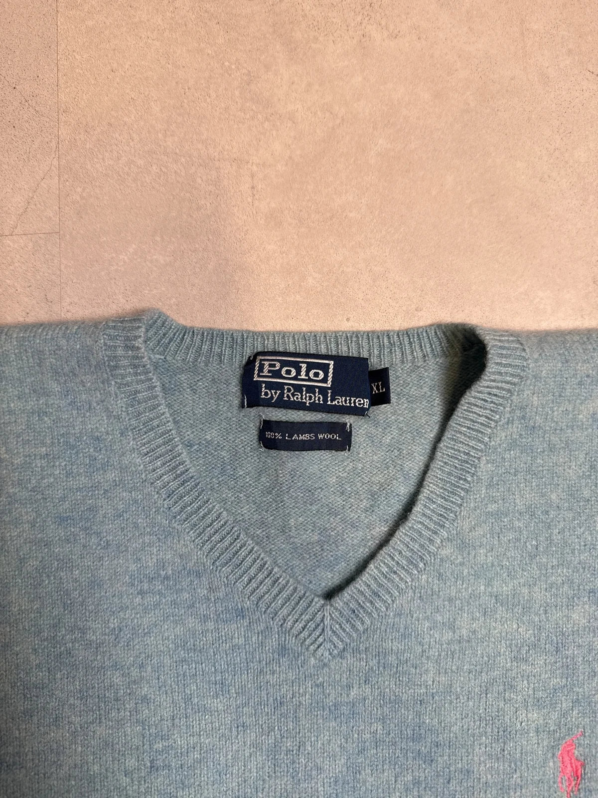 Ralph Lauren Gilet in Lana Merino Grigio con Collo a V e Logo – photo 3