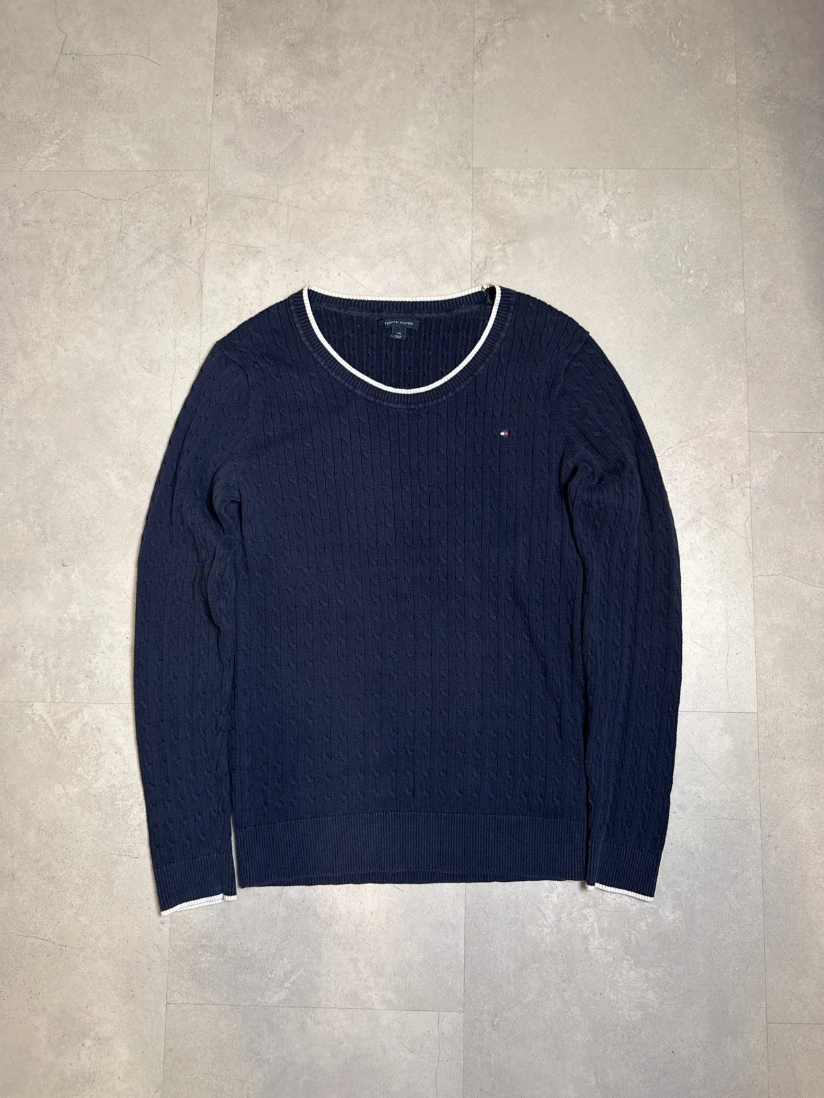 Tommy Hilfiger Maglione a maniche lunghe in lana blu navy con dettagli a coste – photo 1