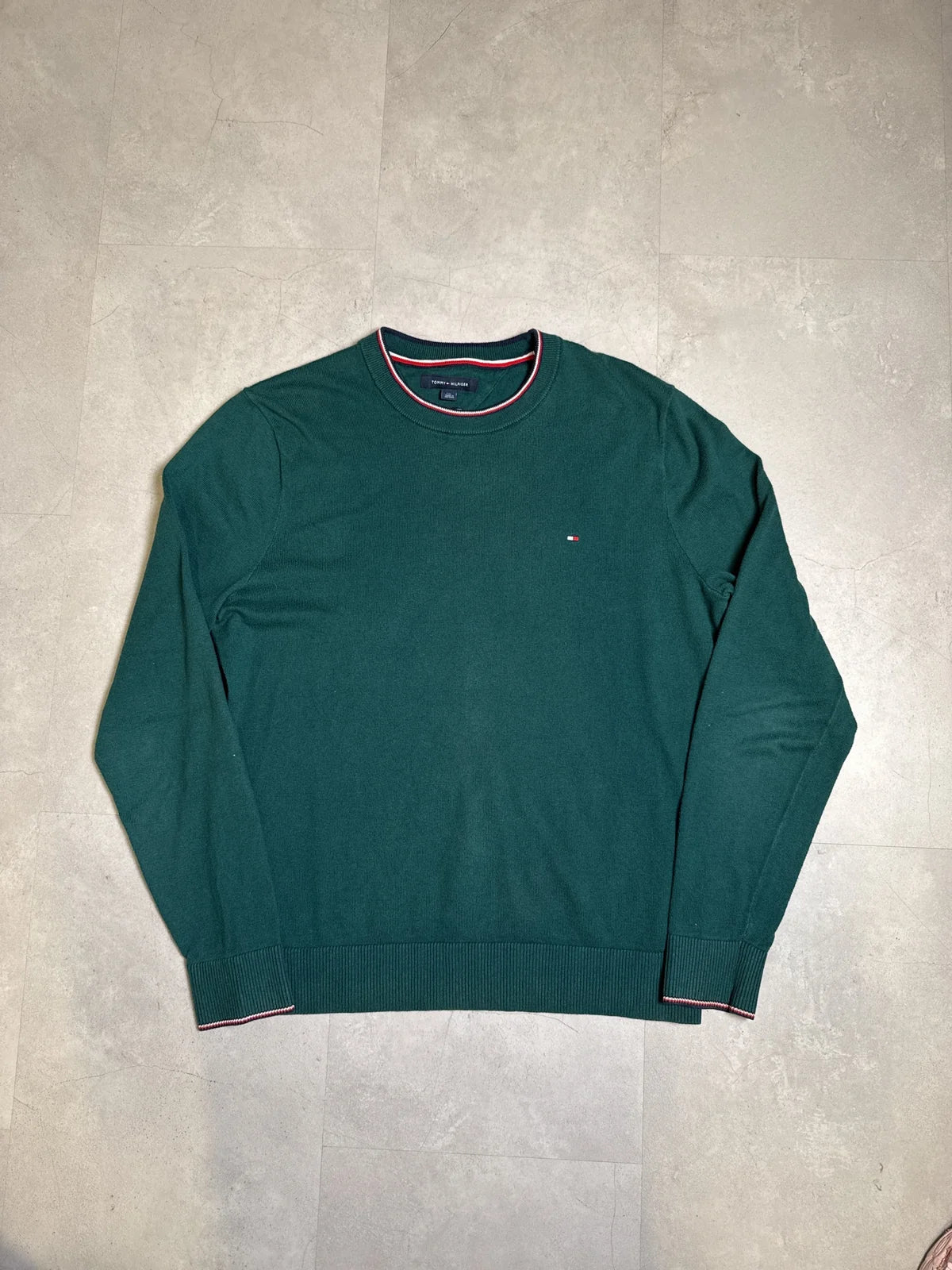 Tommy Hilfiger Maglione in Cashmere Verde con Collo Rotondo e Maniche Lunghe – photo 1