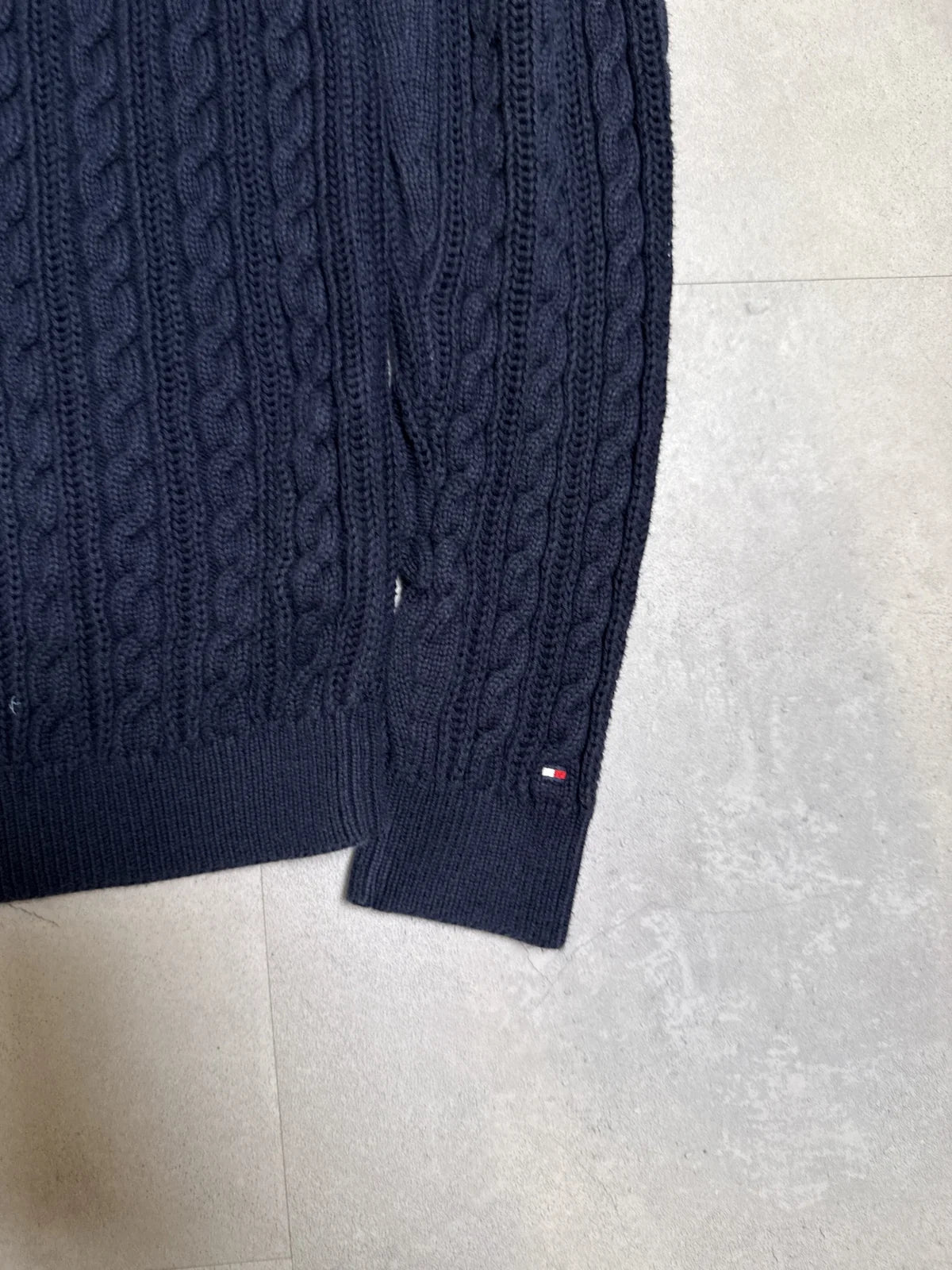 Tommy Hilfiger Maglione in Lana Grigio a Treccia, Maniche Lunghe – photo 2