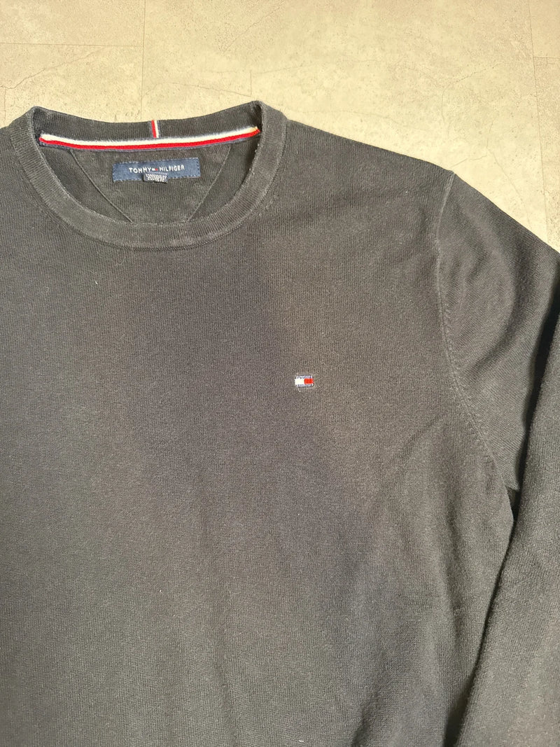 Tommy Hilfiger Maglione Lungo Manica Grigio in Lana con Dettagli a Righe – photo 2
